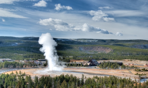 Yellowstone National Park Wyoming Old Faithful Geyser