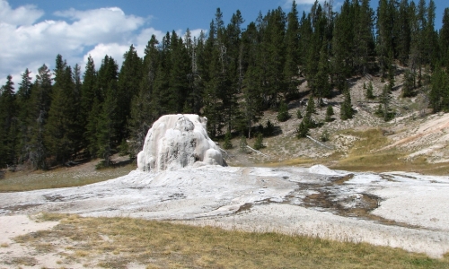 Yellowstone Lone Star Geyser