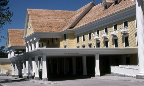 Lake Village Hotel Yellowstone