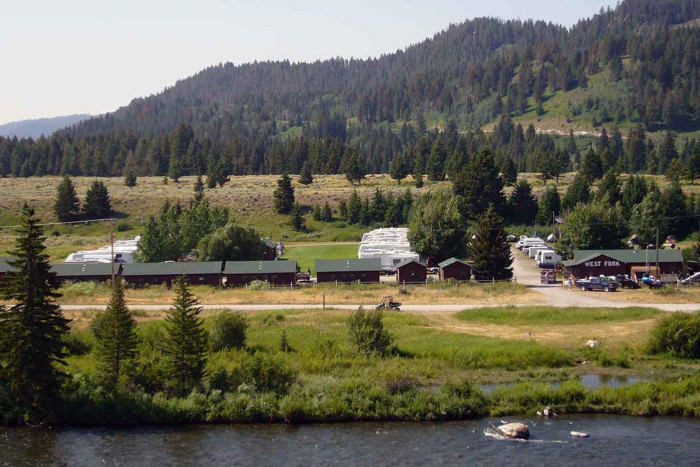 West Fork Cabins And Rv Park — , 