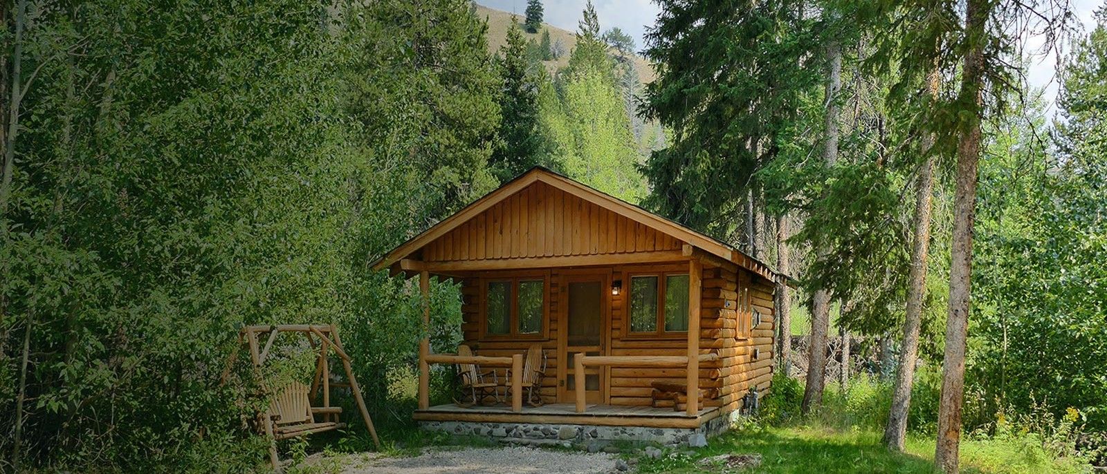 Choose from a selection of guest ranches, cabins, lodges and RV camping, in the 52 mile stretch between the East gate of Yellowstone and Cody, WY. Many are historic, all are in beautiful, scenic spots. Western hospitality, horseback riding, fishing and more.
