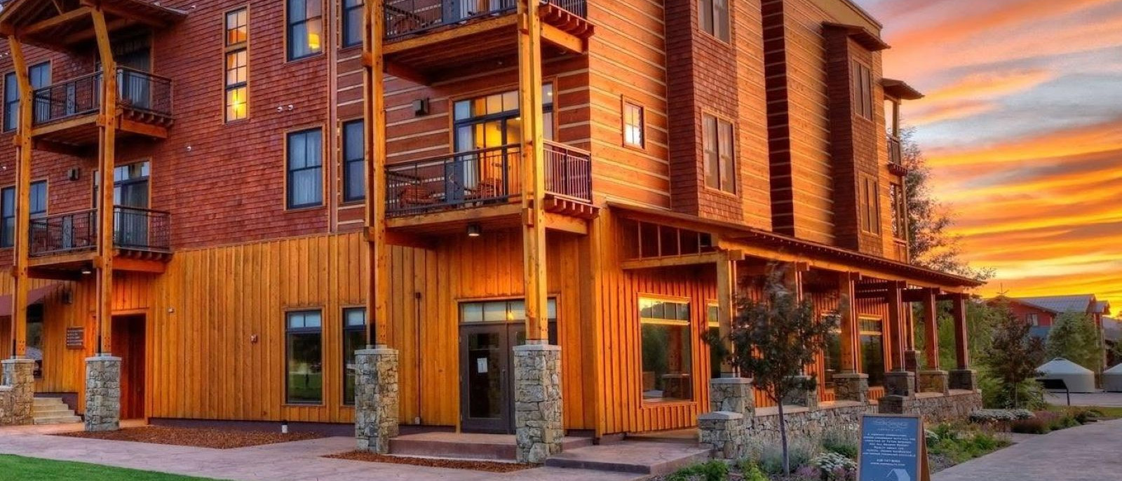 Luxury Suites and Cabins in Teton Springs Idaho