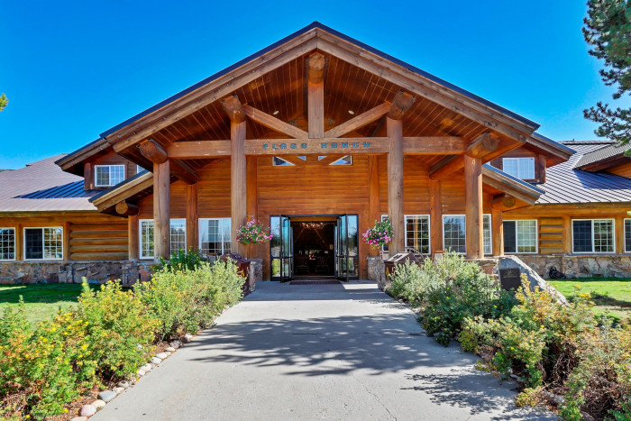 Flagg Ranch - Headwaters Lodge & Cabins — , 
