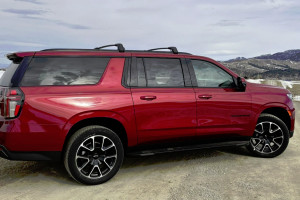 2024-25 Rental Suburbans for Yellowstone & Montana