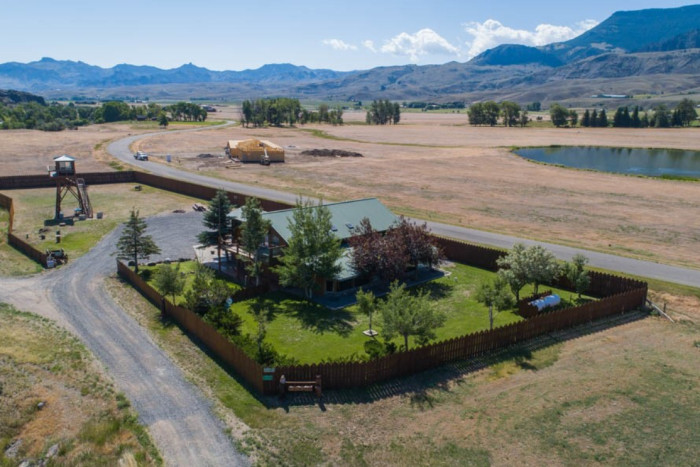 Green Creek Inn — , 