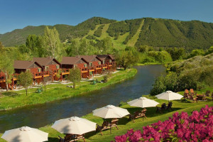 Rustic Inn Creekside Resort - Jackson Hole