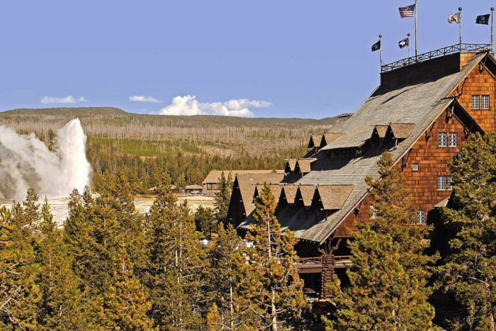 Old Faithful Inn / Xanterra — , 