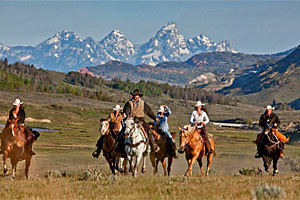 Enjoy Wyoming Guest Ranch on your Yellowstone Trip