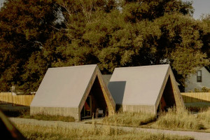 Unique & Affordable Tiny Cabins near Gardiner