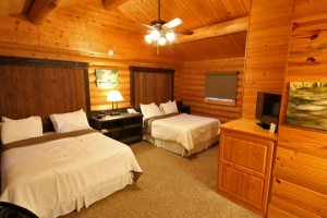 320 Ranch | Cabin-Style Hotel Rooms
