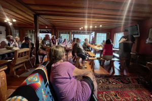 North Yellowstone Log Lodge - lodging for up to 35