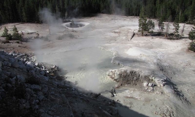 Sulphur Caldron in Yellowstone