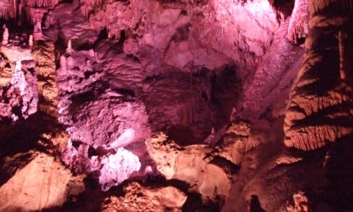 Lewis and Clark Caverns