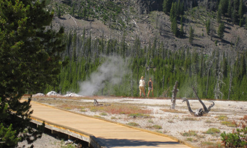 Old Faithful Area Day Hikes