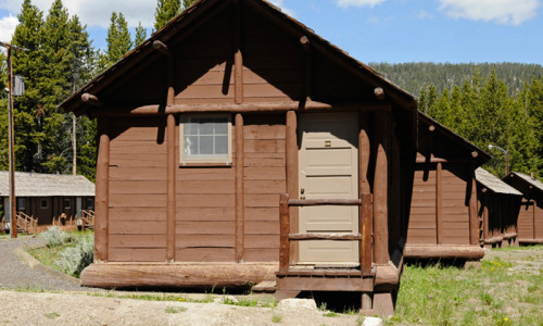 Lake Lodge & Cabins