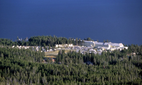 Lake Yellowstone Hotel